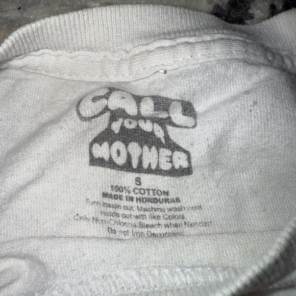 Graphic Tee - Picture 3 of 3